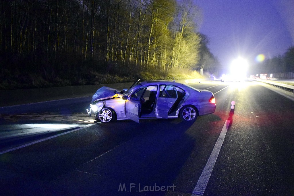 Schwerer VU A 4 Rich Aachen kurz vor AK Koeln Sued P70.JPG - Miklos Laubert